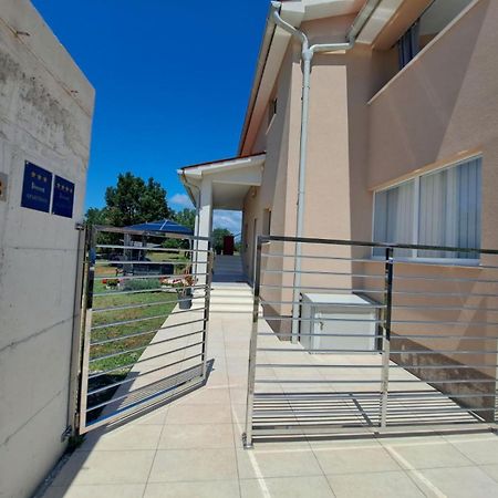Apartmani Danica Vodnjan Bagian luar foto